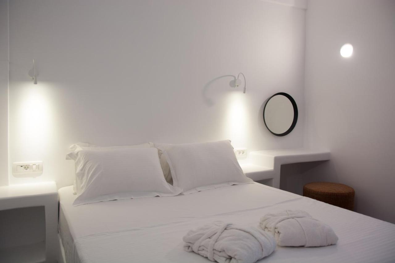 Amphitrite Suites Santorini Vóthon Buitenkant foto