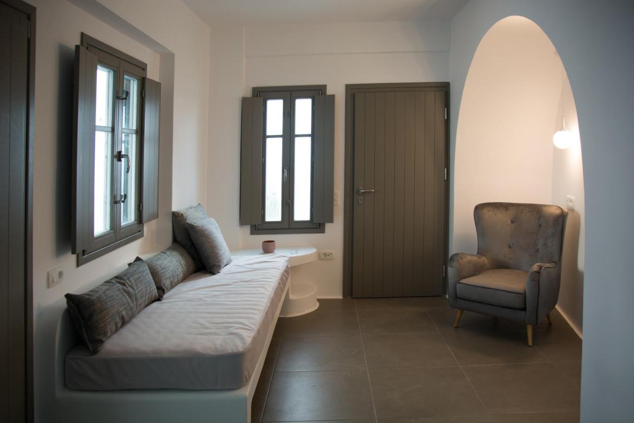 Amphitrite Suites Santorini Vóthon Buitenkant foto