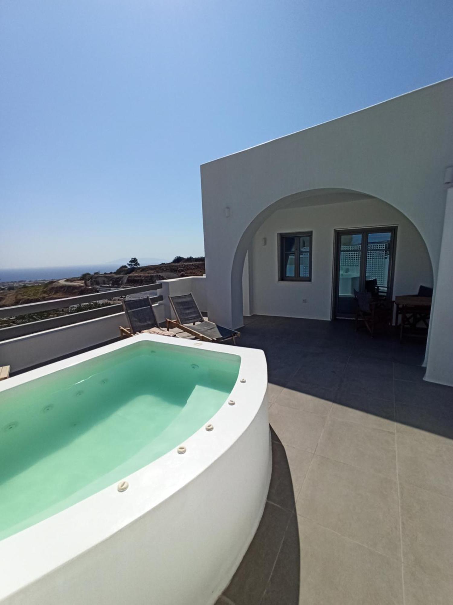 Amphitrite Suites Santorini Vóthon Buitenkant foto