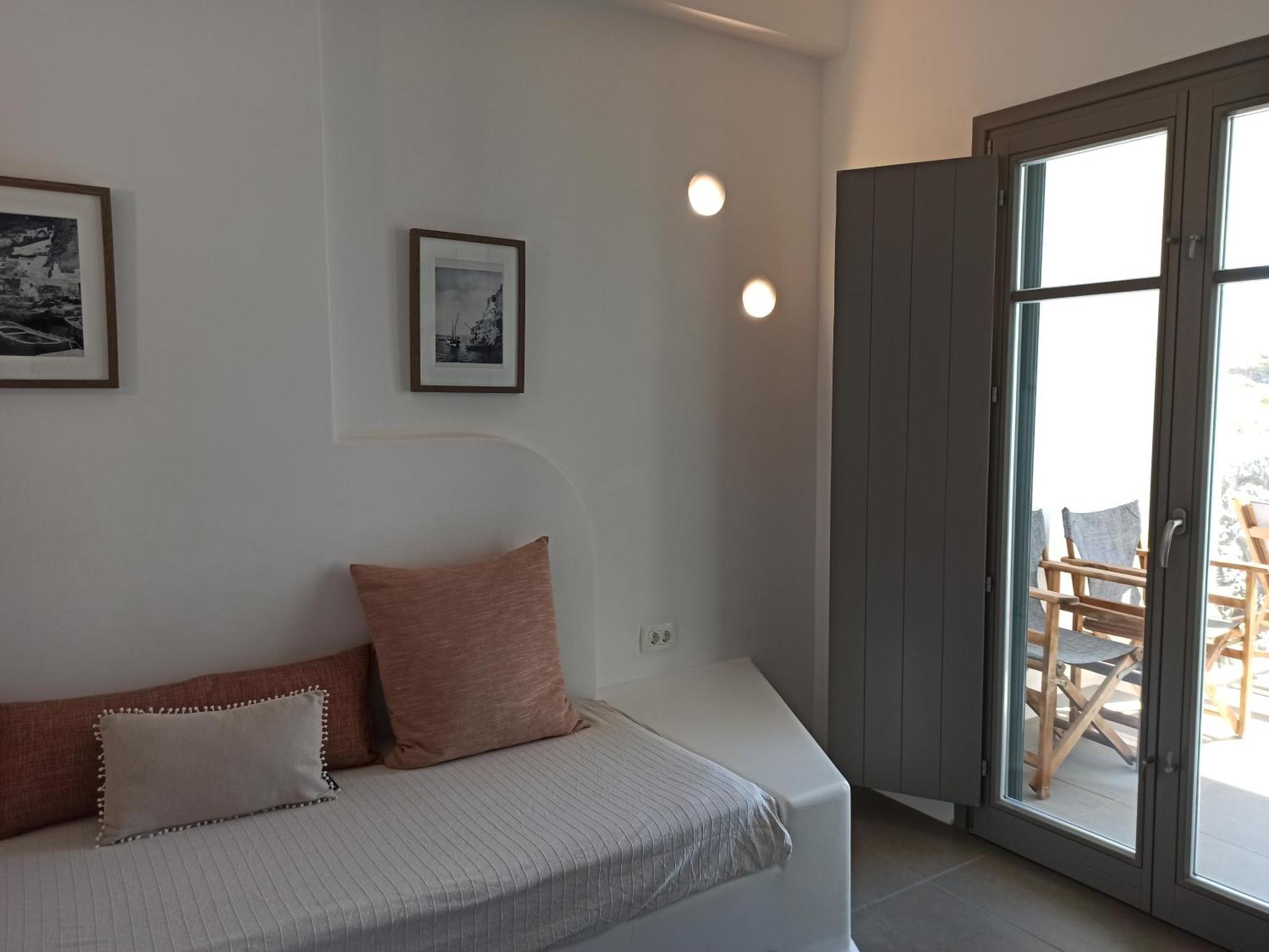 Amphitrite Suites Santorini Vóthon Buitenkant foto